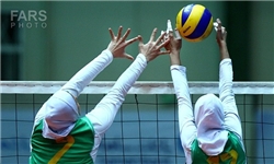 رقابت 9 تیم در مسابقات والیبال بانوان زرند