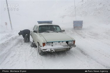 کولاک و بارش برف در جاده طارم استان زنجان