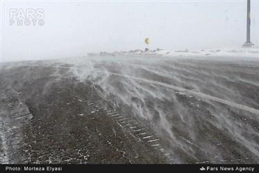 کولاک و بارش برف در جاده طارم استان زنجان