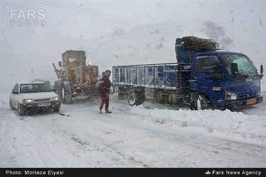 کولاک و بارش برف در جاده طارم استان زنجان