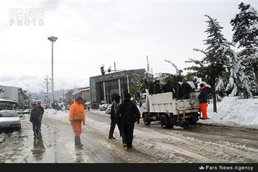 پاکسازی معابر و خیابانهای نوشهر