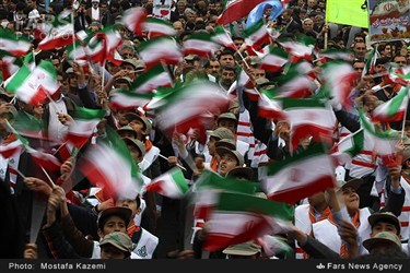 راهپیمایی یوم الله 22 بهمن در ساری