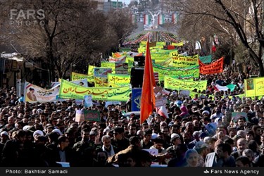 راهپیمایی یوم الله ۲۲ بهمن در سنندج
