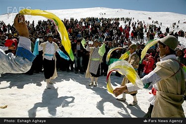 دومین جشنواره برفی در پیست اسکی کاکان در یاسوج