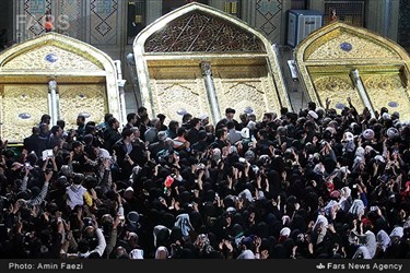 رونمایی از سه درب طلای حرم مطهر امام موسی الکاظم (ع)در شیراز
