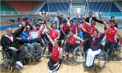 تیم بسکتبال با ویلچر ایثار در قم جشن قهرمانی می‌گیرد