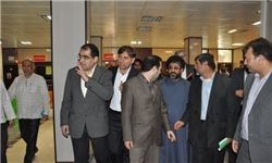 تاکید وزیر بهداشت بر رفع مشکلات بهداشتی درمانی استان بوشهر