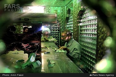 حضور علی لاریجانی رئیس مجلس شورای اسلامی در آیین غبارروبی حرم مطهر شاهچراغ (ع)