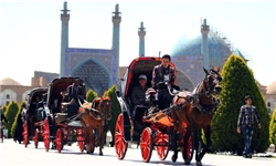 رضایت 90 درصد مسافران و شهروندان از ممنوعیت تردد خودرو در میدان امام اصفهان