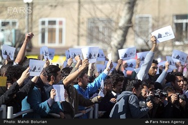 تجمع اعتراض آمیز مقابل کنسولگری پاکستان در مشهد