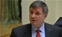 وزیر کشور اوکراین: مردم «اسلاویانسک»در خانه‌های خود بمانند