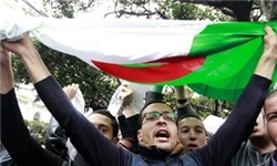 در اعتراضات الجزایر دو نفر دستگیر شدند