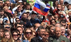 تنها ۴ درصد روس‌ها معتقدند تحریم‌های غرب کشورشان را منزوی می‌کند