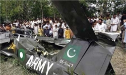 سقوط جنگنده ارتش پاکستان در پایانه اتوبوس کراچی