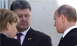 پوتین و پروشنکو خواستار پایان خونریزی‌ها و خشونت‌ها در شرق اوکراین شدند