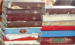 تعویض قرآن‌های فرسوده با نو در نمایشگاه بین‌المللی قرآن