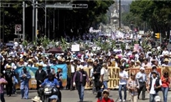 تظاهرات گسترده کشاورزان مکزیکی علیه اصلاحات انرژی