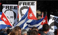 ملت کوبا خواستار آزادی 3 هم‌وطن زندانی خود در آمریکا شدند