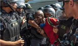 درگیری میان پلیس و معترضان در برزیل 11 زخمی بر جای گذاشت
