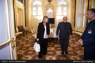 محمد جواد ظریف وزیر امور خارجه ایران و   فدریکا موگرینی مسئول سیاست خارجی اتحادیه اروپا