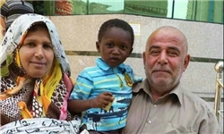 فرزندخواندگی تحمیلی به یک حاجی بوشهری!/ مردی که با یک عکس یادگاری معروف شد+تصویر