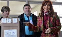 «فرناندز» آرژانتینی‌ها را به ارزیابی جایگاه این کشور در 12 سال گذشته دعوت کرد
