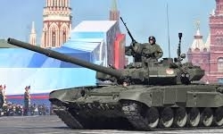 ورود تانک‌های تی ۹۰ روسیه باعث تقویت بنیه سه جبهه نبرد در سوریه می‌شود/ آموزش دیدن نیروهای ایرانی و حزب‌الله نگران کننده است