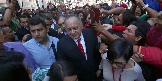 نمایندگان حزب حاکم مراسم افتتاحیه پارلمان ونزوئلا را ترک کردند