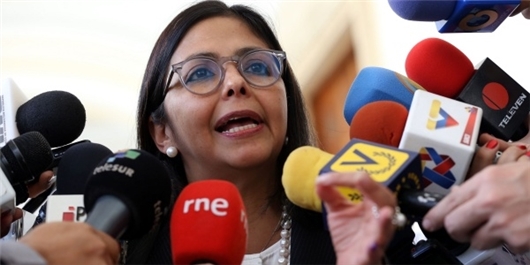 اسپانیا در امور داخلی ونزوئلا دخالت نکند