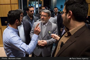 عبدالرضا رحمانی فضلی وزیر کشور در جمع خبرنگاران حاضر در ستاد انتخابات کشور