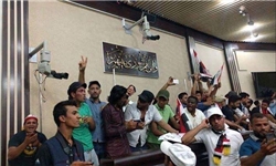 وضعیت فوق‌العاده در بغداد/ خروج معترضان از پارلمان و دفتر نخست‌وزیری