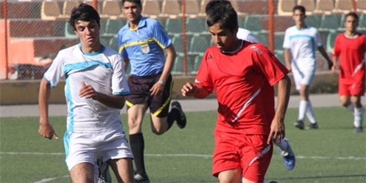 6 تیم برای قهرمانی در لیگ فوتبال جوانان قم رقابت می‌کنند