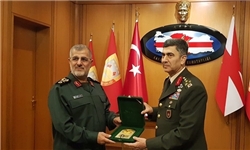 سردار پاکپور با رئیس ستاد کل و فرمانده نیروی زمینی ارتش ترکیه دیدار و گفتگو کرد