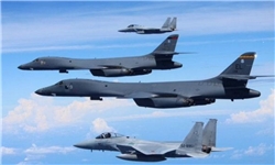مانور جنگنده‌های ژاپن و آمریکا بر فراز دریای چین