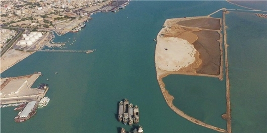 ‌پایان لایروبی اسکله کانتینری‌ بندر‌ نگین تا ۴ ماه آینده/ عمق کانال اصلی بندر بوشهر به ۱۱ متر رسید