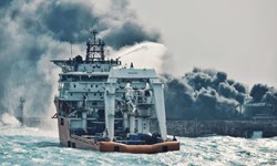 تکذیب ادعای خاموش‌ بودن موقعیت‌یاب نفتکش ایرانی/ جعبه‌سیاه سانچی برای رمزگشایی به پاناما می‌رود