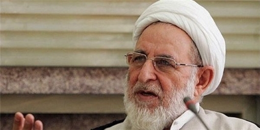 آیتالله یزدی در یکی از بیمارستانهای تهران بستری شد