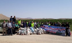 اقلیدی‌ها یک تن زباله جمع آوری کردند/ دانش آموزان آبدانانی روزنامه دیواری محیط زیستی نوشتند +تصاویر