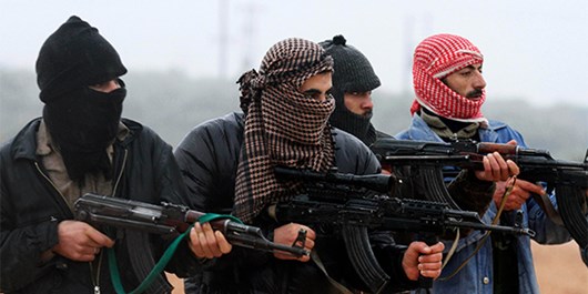 درگیری خونین بین گروه‌های تروریستی در غرب «حماه» سوريه