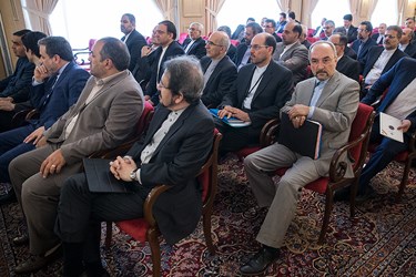 محمد خزاعی معاون وزیر امور اقتصاد و دارایی در همایش روسای نمایندگی های جمهوری اسلامی ایران در خارج از کشور