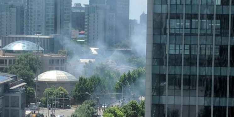 وقوع انفجار  در نزدیکی سفارت آمریکا در چین+ تصاویر
