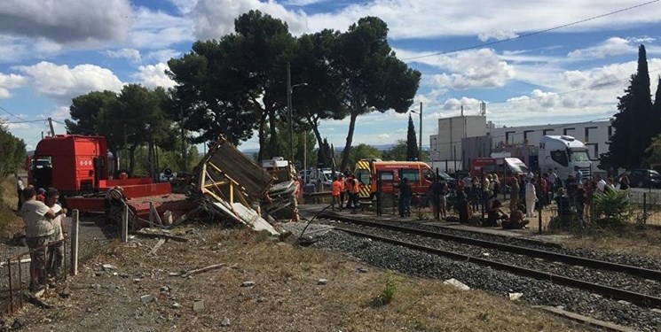  برخورد 2 قطار در آفریقای جنوبی و زخمی شدن ۱۰۰ نفر