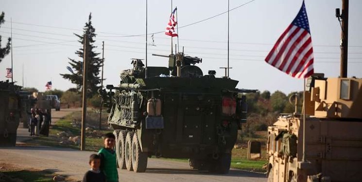 ائتلاف آمریکا 1900 کامیون سلاح و تجهیزات نظامی وارد دیرالزور سوریه کرده است