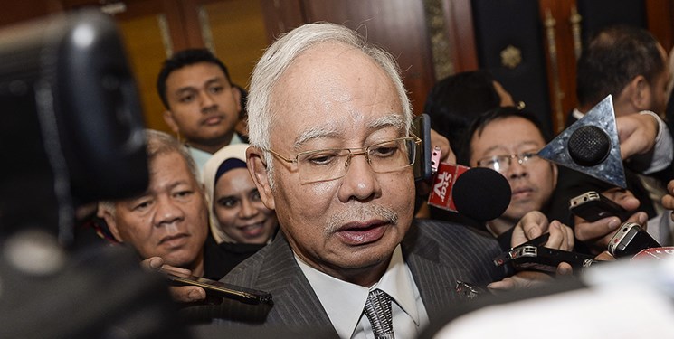 نخست وزیر سابق مالزی به اتهام فساد مالی بازداشت شد