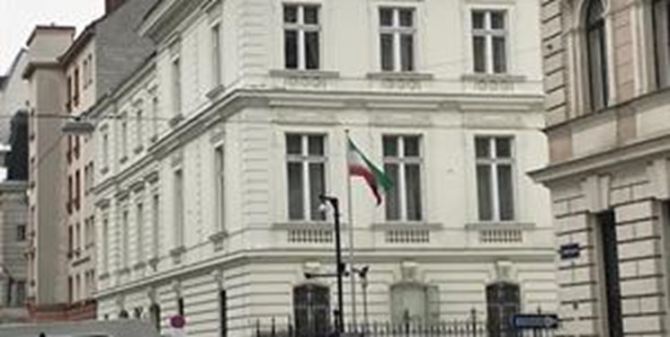سفارت ایران در حال پیگیری ماجرای خودسوزی پناهجوی ایرانی در وین است