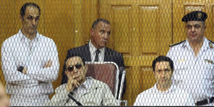  «حسنی مبارک» علیه «محمد مرسی» در دادگاه مصر شهادت می‌دهد