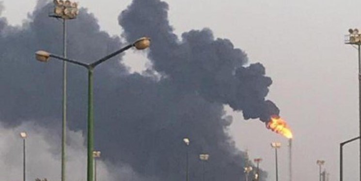 آتش‌سوزی گسترده در کارخانه پتروشیمی سعودی در ساحل دریای سرخ