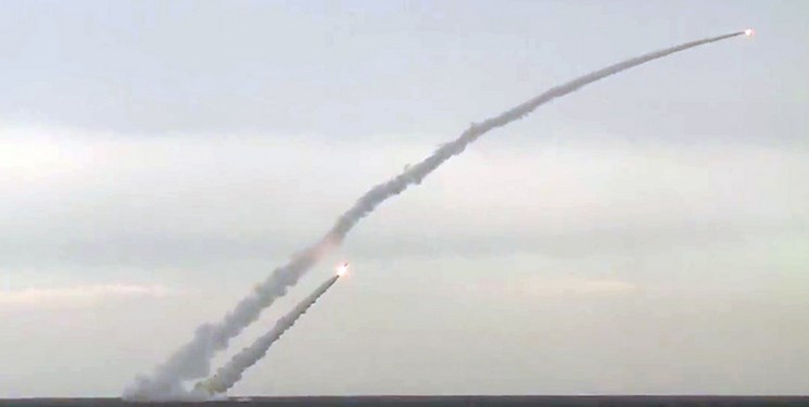 رزمایش دریایی بزرگ روسیه در دریای خزر با شلیک موشک‌های «کالیبر»