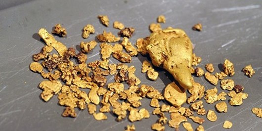 کشف 4 تن سنگ و خاک معدن طلا در بناب