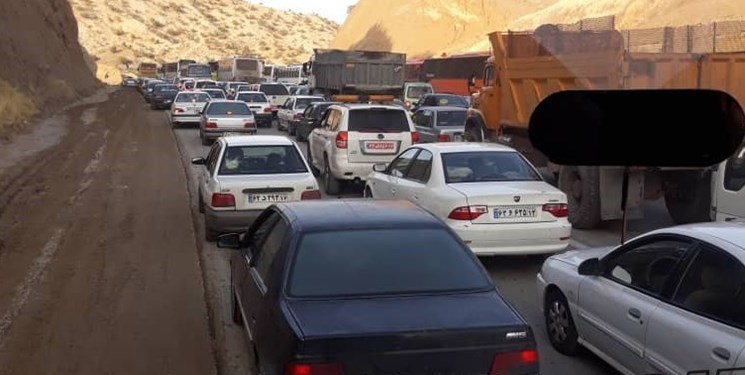 ترافیک سنگین در محورهای مهران-ایلام و ایلام‌-سرابله‌